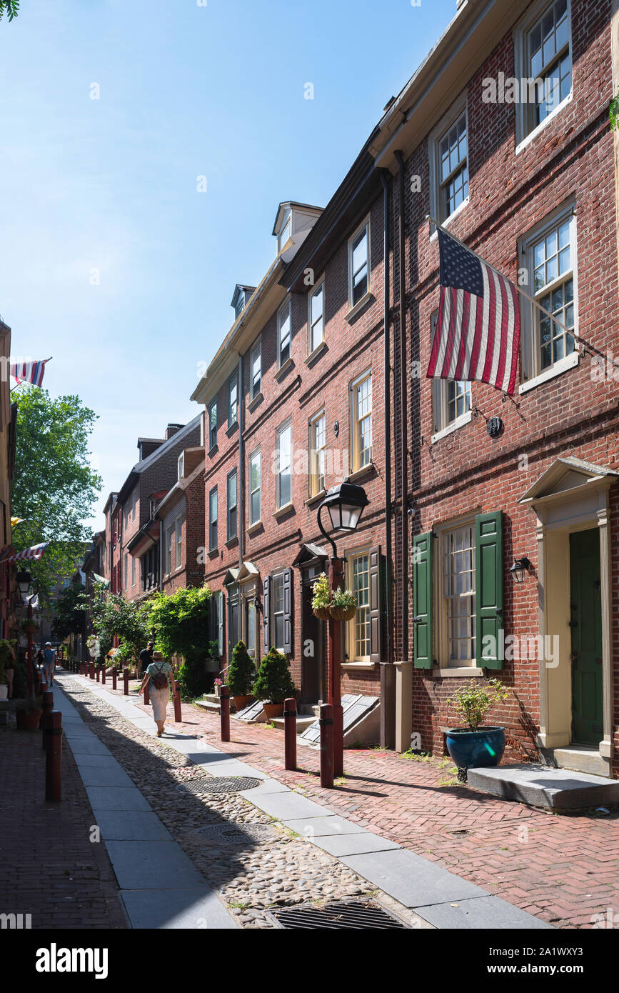 Philadelphia Elfreth's Alley, view of Elfreth's Alley - dating from 1722 the site is the oldest residential street in the USA, Philadelphia, PA, USA Stock Photo