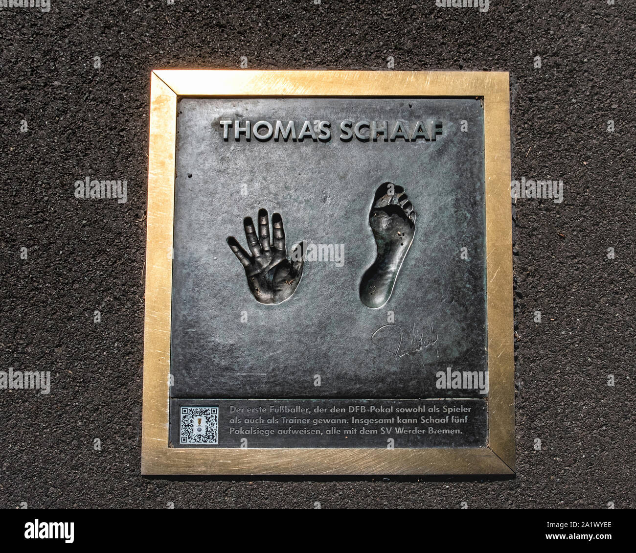 DFB Walk of fame commemorates famous names & Cup Heroes of football in ...