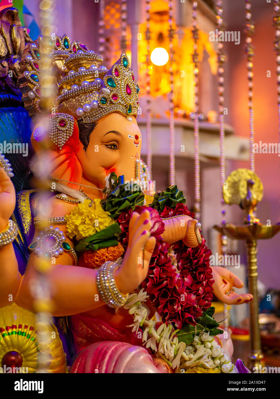 beautiful-statue-of-lord-ganesha-stock-photo-alamy