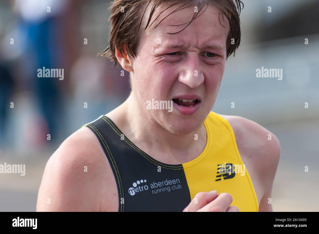 Glasgow, Scotland, UK. 29th September, 2019. A runner crossing the