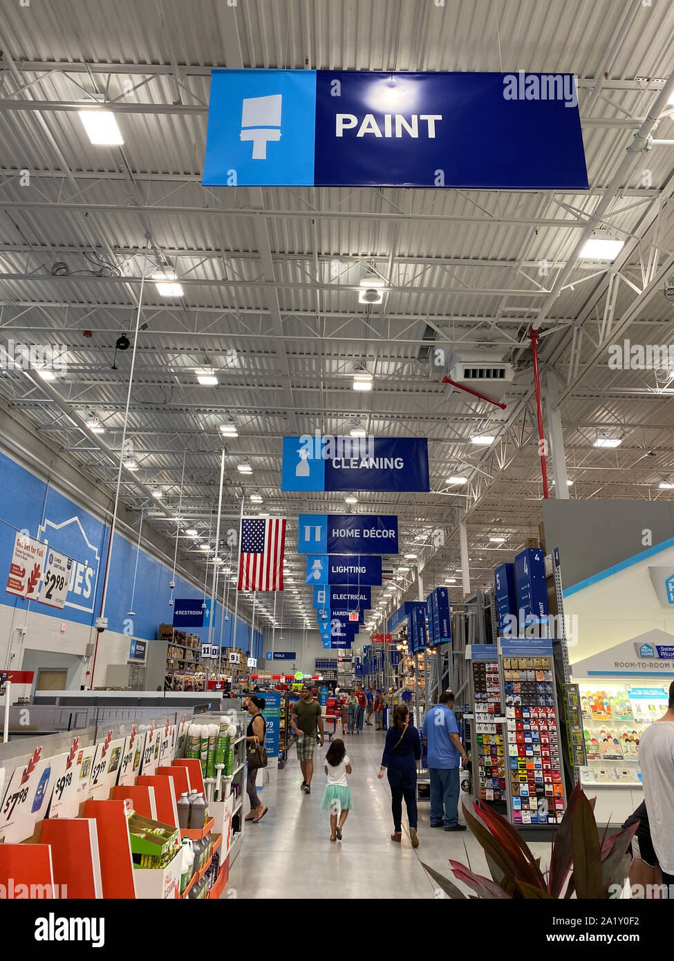 Orlando Fl Usa 9 28 19 The Signs Hanging From The Ceiling At