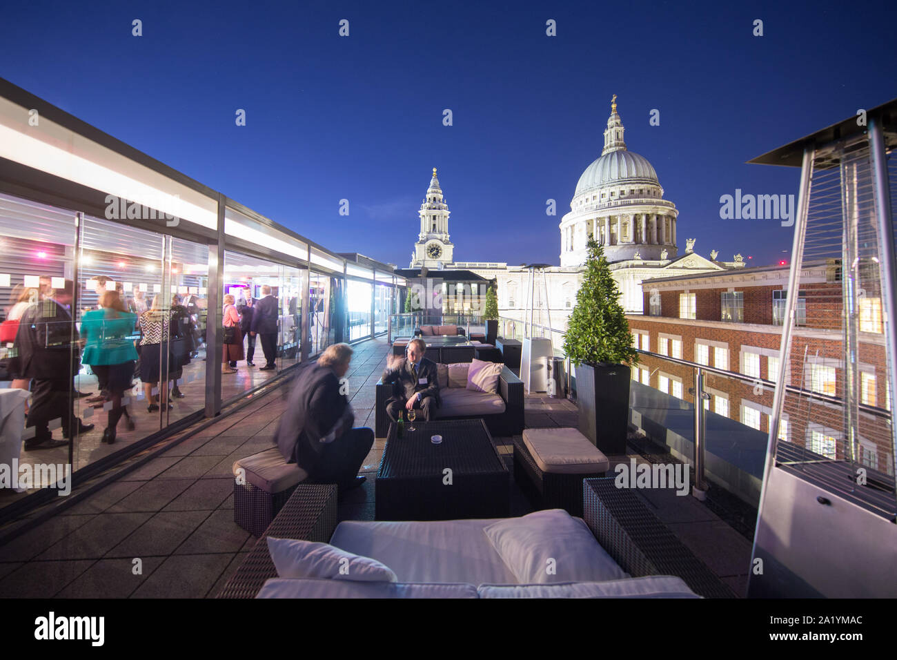 Roof top bar Leonardo Royal London St Paul's Stock Photo Alamy