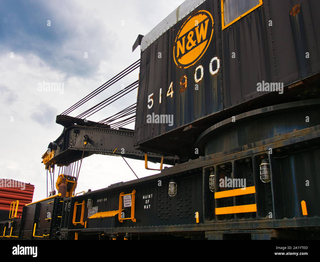 vintage N & W railway train crane Stock Photo Alamy