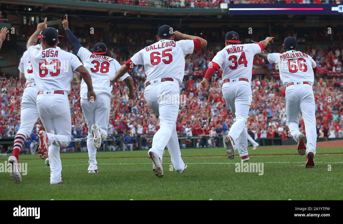 St. Louis, United States. 29th Sep, 2019. Members of the St. Louis Cardinals run to the mound after the third out, clinching the National League Central Division at Busch Stadium in St. Louis on Sunday, September 29, 2019. Photo by BIll Greenblatt/UPI Credit: UPI/Alamy Live News Stock Photo