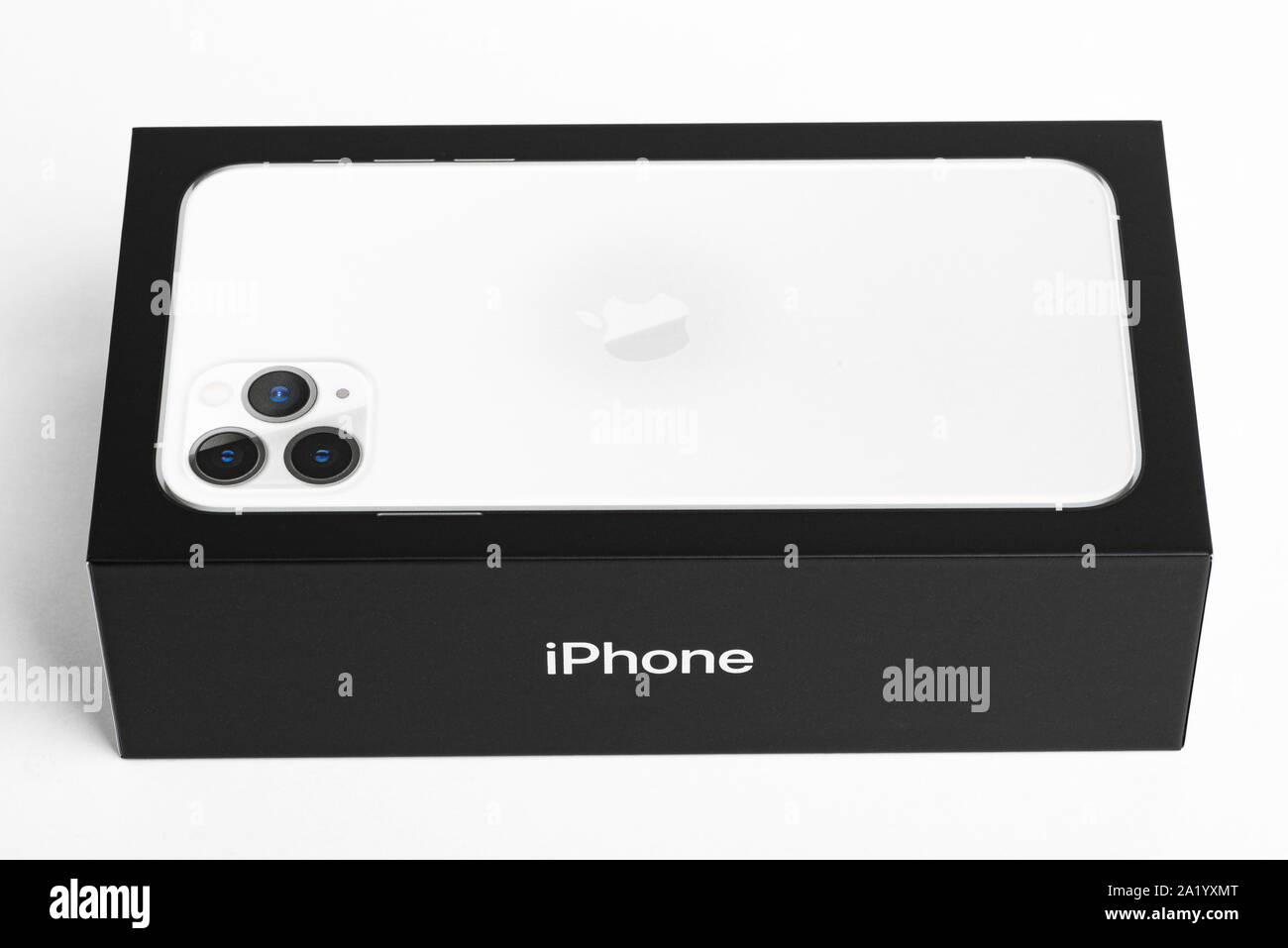 Iphone 11 pro max box hi-res stock photography and images - Alamy