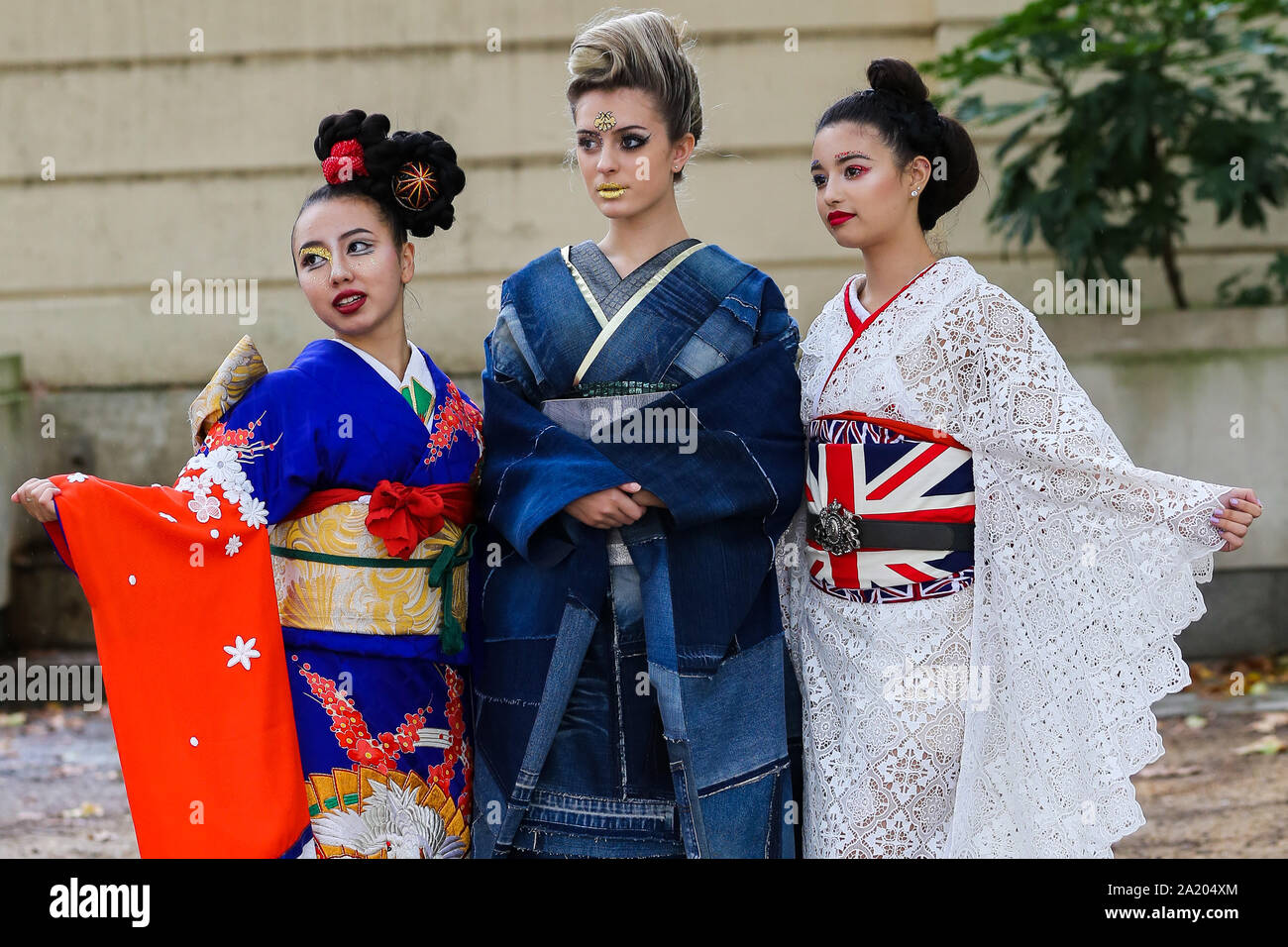 London, UK. 29th Sep, 2019. Performers are seen in Japanese costume during the annual Japan Matsuri festival.Festival of Japanese music, food and culture in London's Trafalgar Square, UK. Credit: SOPA Images Limited/Alamy Live News Stock Photo