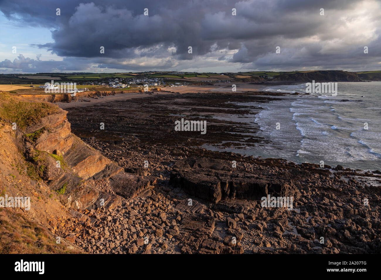 Atlantic coastline of Cornwall, England at Widemouth Bay Stock Photo