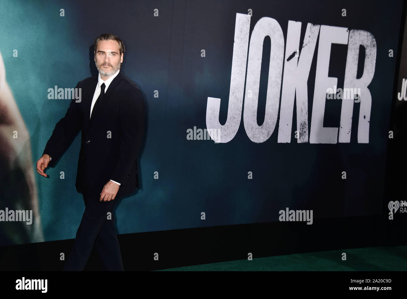 joaquin phoenix joker premiere