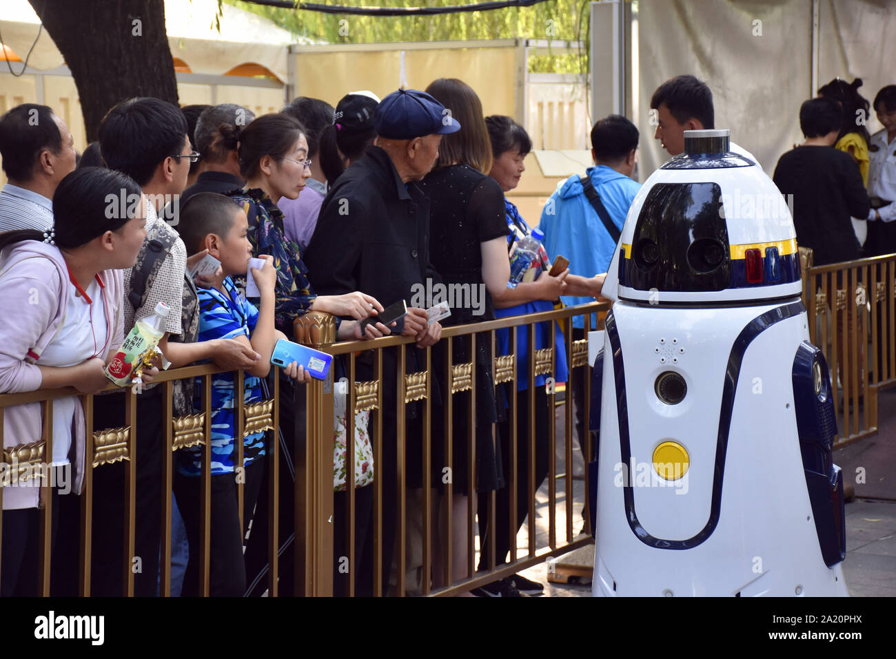 Beijing, Beijing, China. 30th Sep, 2019. Beijing, CHINA-On September 29, 2019, in Tiananmen Square, Beijing, the robot electronic police with automatic patrol and automatic alarm began to patrol on the street, which greatly guaranteed the street security and welcomed the National Day. Credit: SIPA Asia/ZUMA Wire/Alamy Live News Stock Photo