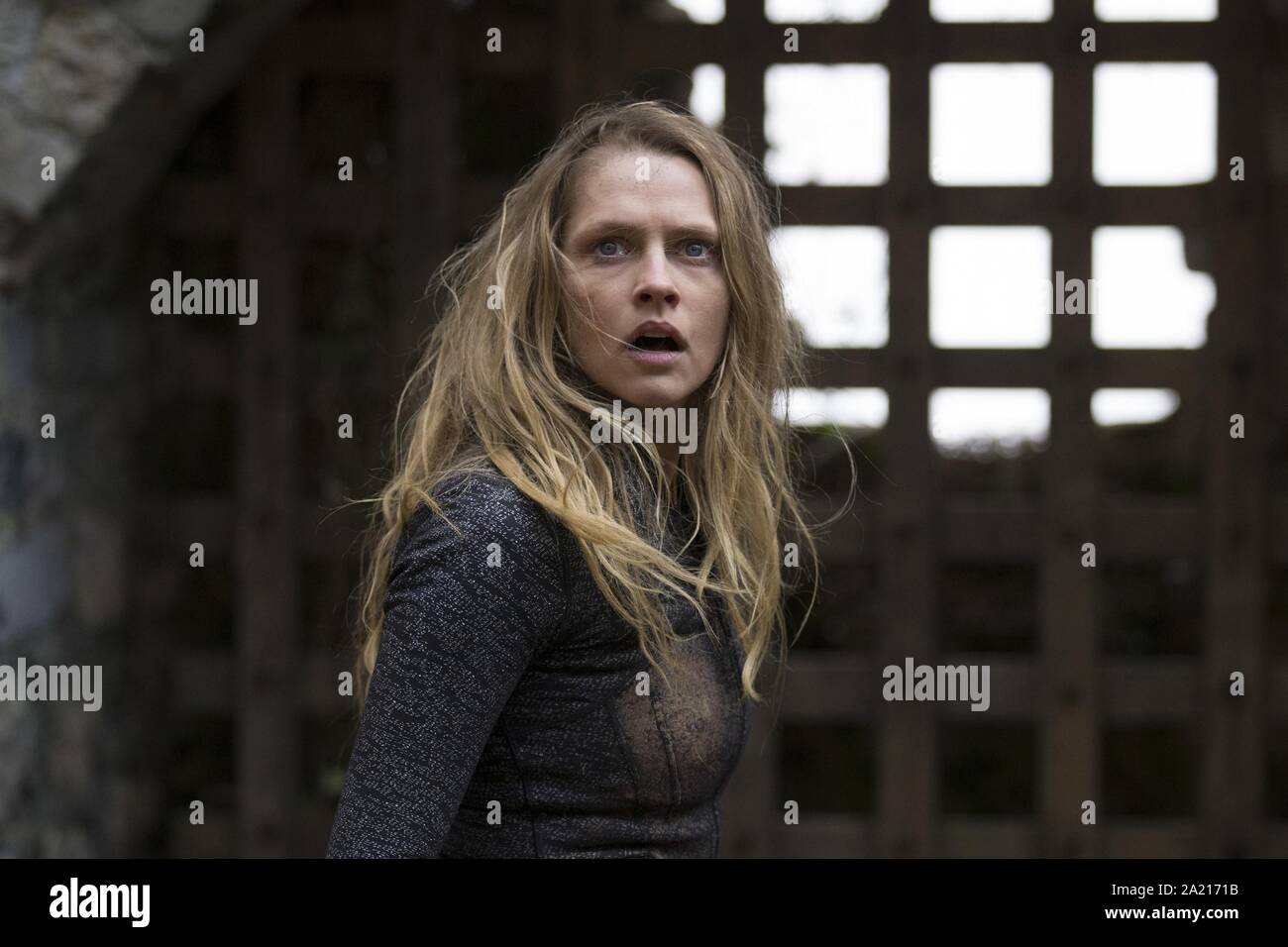 TERESA PALMER in A DISCOVERY OF WITCHES (2018), directed by JUAN CARLOS MEDINA and FARREN BLACKBURN. Credit: AMC / Album Stock Photo