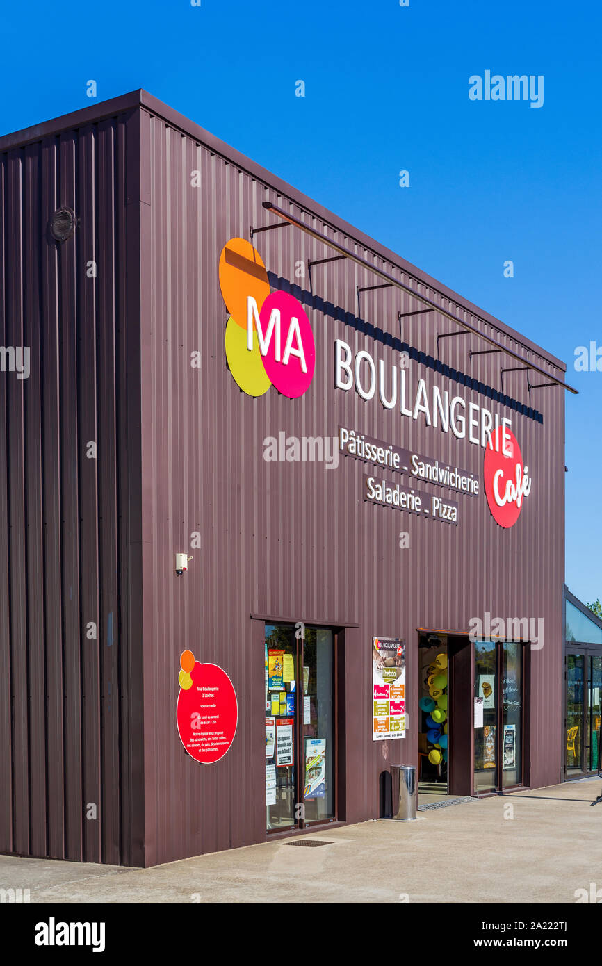Modern bakery / Boulangerie on commercial estate - Loches, Indre-et-Loire, France. Stock Photo