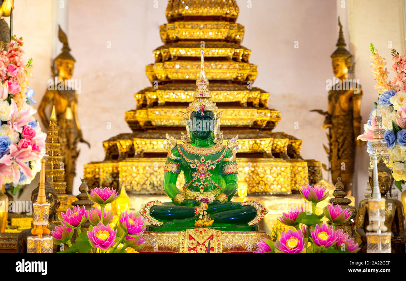 Emerald buddha statue in Thailnad. Golden palace. Asia, Thailand, Bangkok Stock Photo