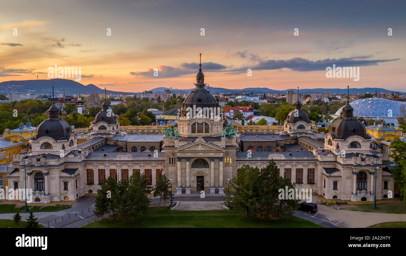Szechenyi thermal bath in the city park, Budapest, Hungary with Castle of Vajdahunyad and forest Stock Photo