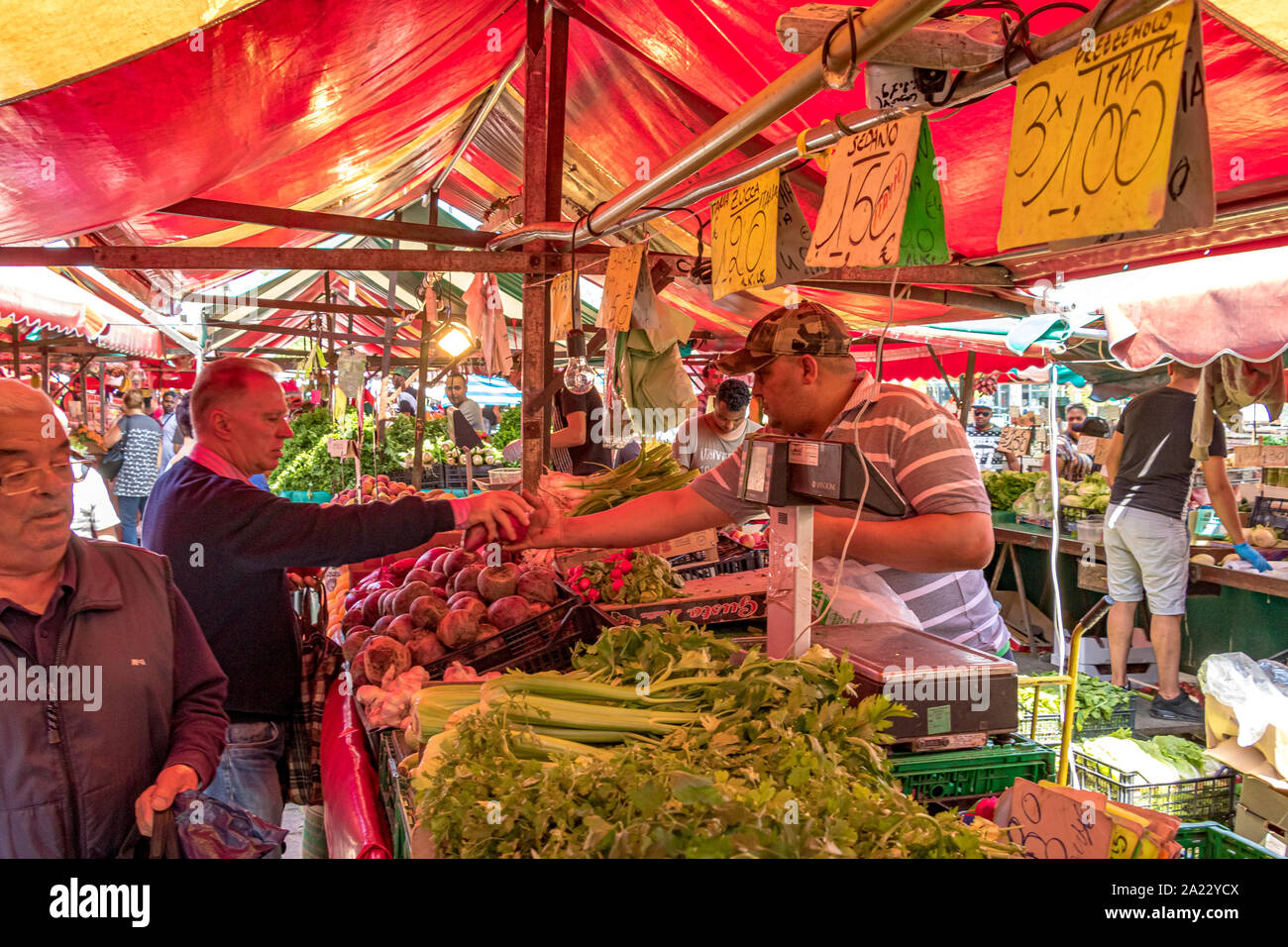 Open fresh air place hi-res stock photography and images - Alamy