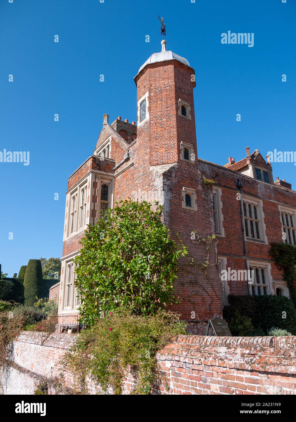 Kentwell Hall Suffolk Tudor Manor special day visit olde romantic ...