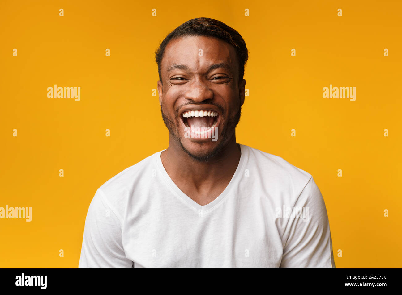 Lol Key Meaning Hilarious Humorous Or Laughing Out Loud Stock Photo - Alamy
