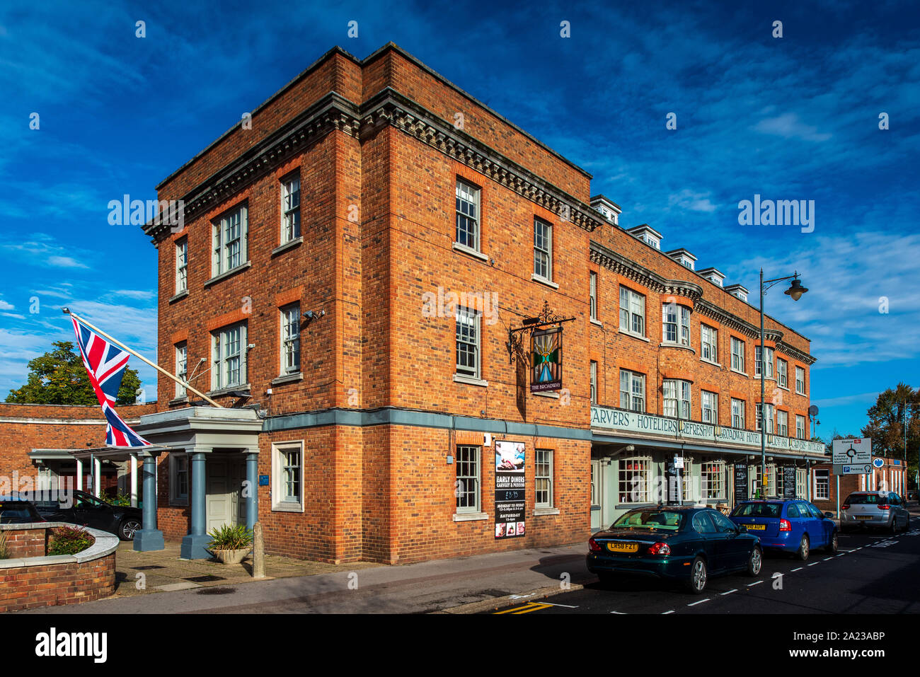 Broadway Hotel in the centre of Letchworth Garden City, Herts UK. Built in 1961it was the first licensed premises in Letchworth Garden City. Stock Photo