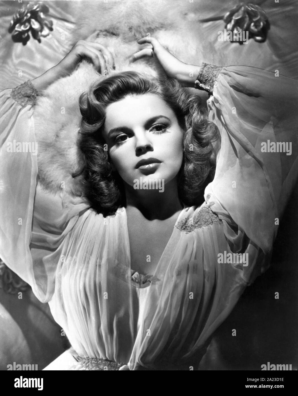 JUDY GARLAND 1943 publicity portrait by CLARENCE SINCLAIR BULL for PRESENTING LILY MARS director Norman Taurog Metro Goldwyn Mayer Stock Photo