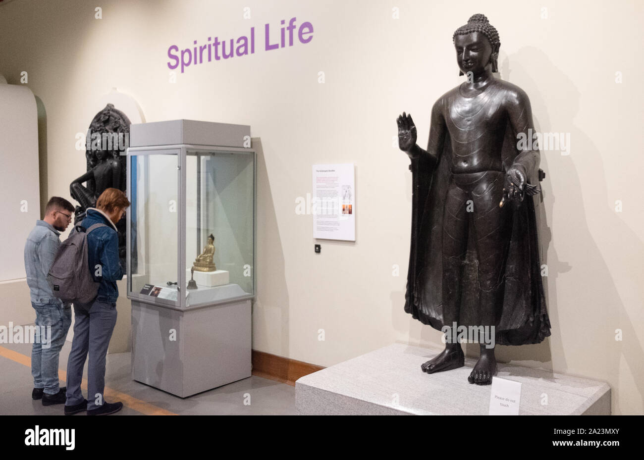 Sultanganj buddha hires stock photography and images Alamy