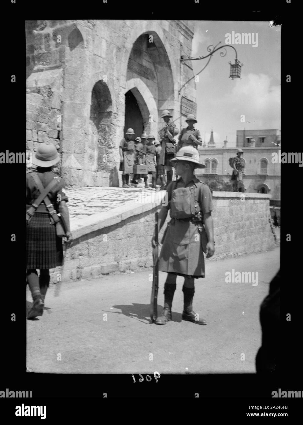 Palestine british troops hi-res stock photography and images - Alamy