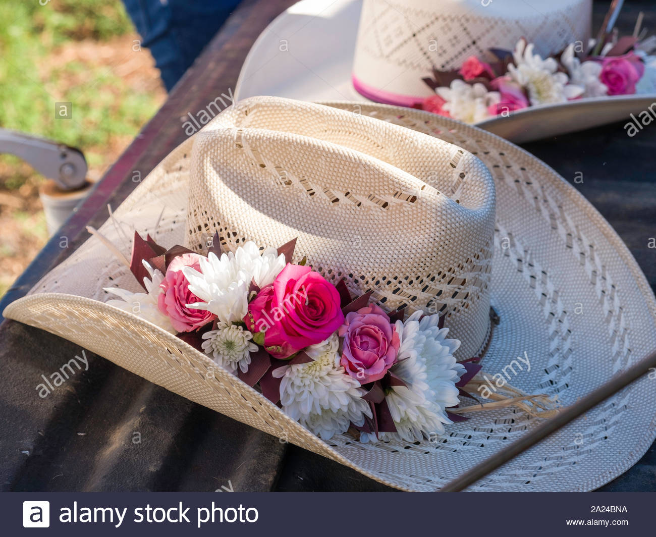 hat with flowers