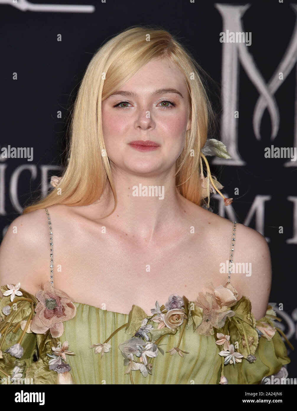 HOLLYWOOD, CA - SEPTEMBER 30: Elle Fanning attends the World Premiere ...