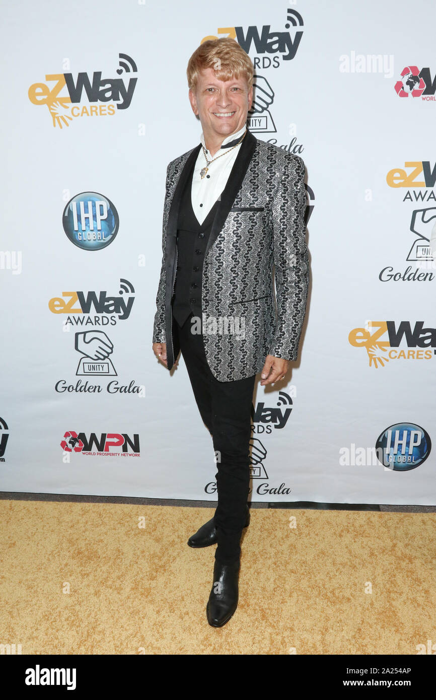 EZWay Wall of Fame Awards Golden Gala at the Center Club Orange County