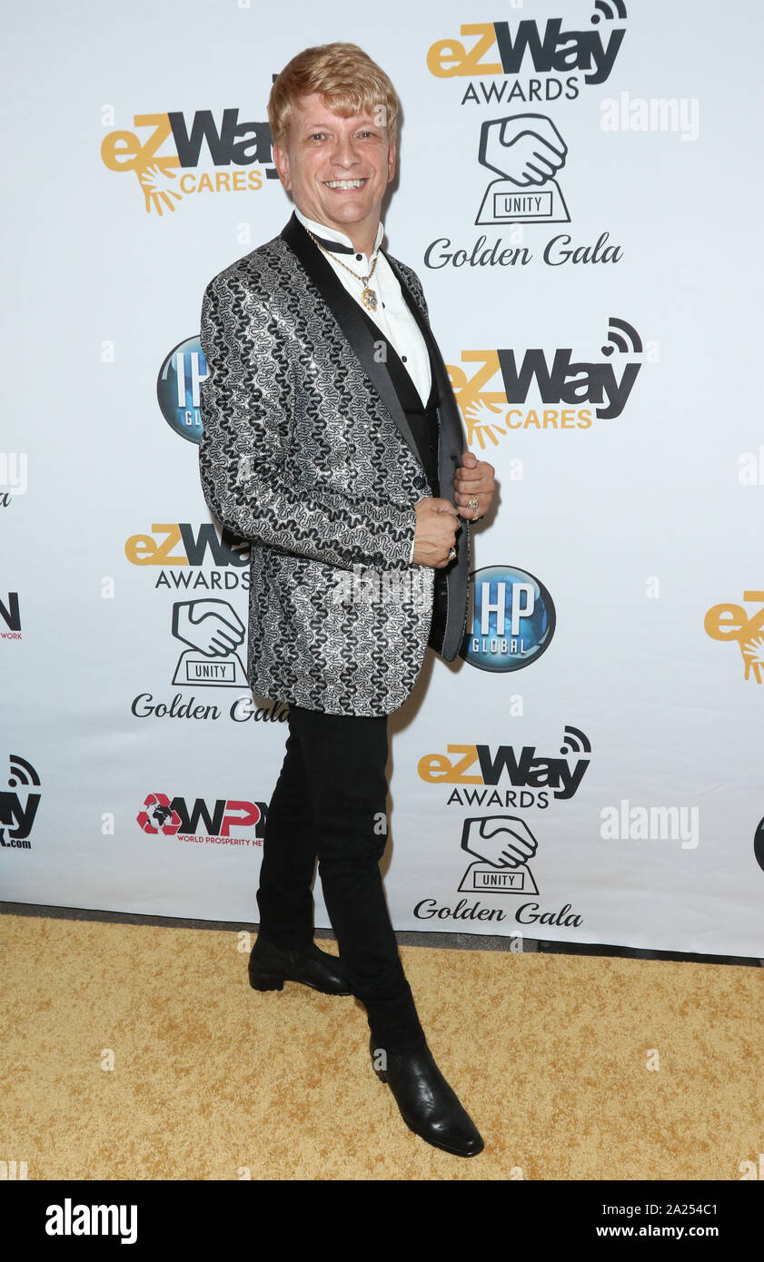 EZWay Wall of Fame Awards Golden Gala at the Center Club Orange County