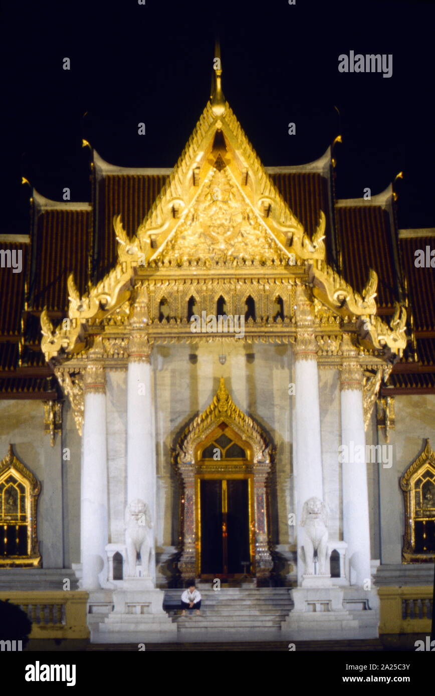 Gilded pavilion, Bangkok, Thailand marking the anniversary of the Thai Monarchy 1996 Stock Photo