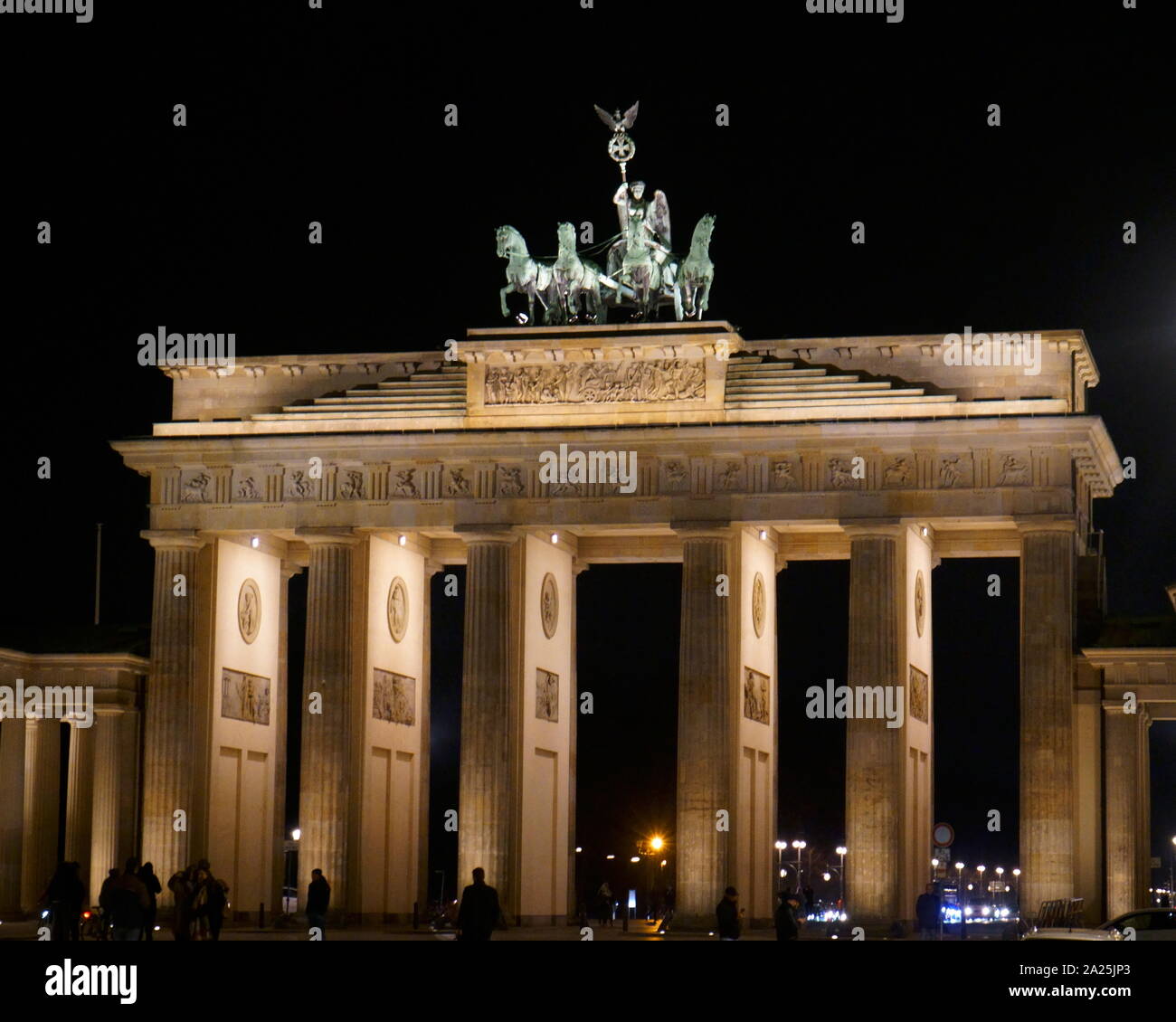 The Brandenburg Gate (Brandenburger Tor), 18th-century neoclassical monument in Berlin, built on the orders of Prussian king Frederick William II after the (temporarily) successful restoration of order during the early Batavian Revolution. One of the best-known landmarks of Germany Stock Photo