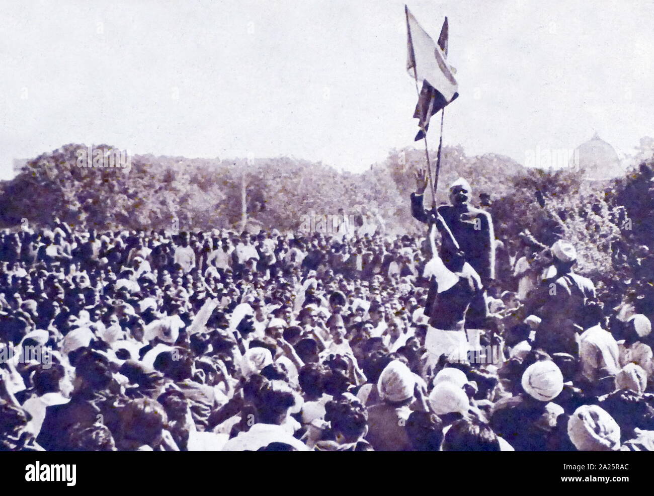 Politician attempting to calm a crowd of demonstrators on the eve of partition, Lahore Pakistan August 1947 Stock Photo