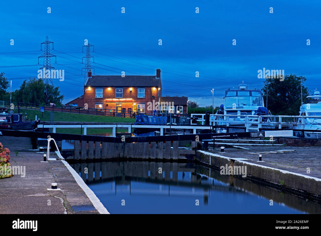 The Waterfront Inn, overlooking the canal basin at West Stockwith, North Lincolnshire, England UK Stock Photo