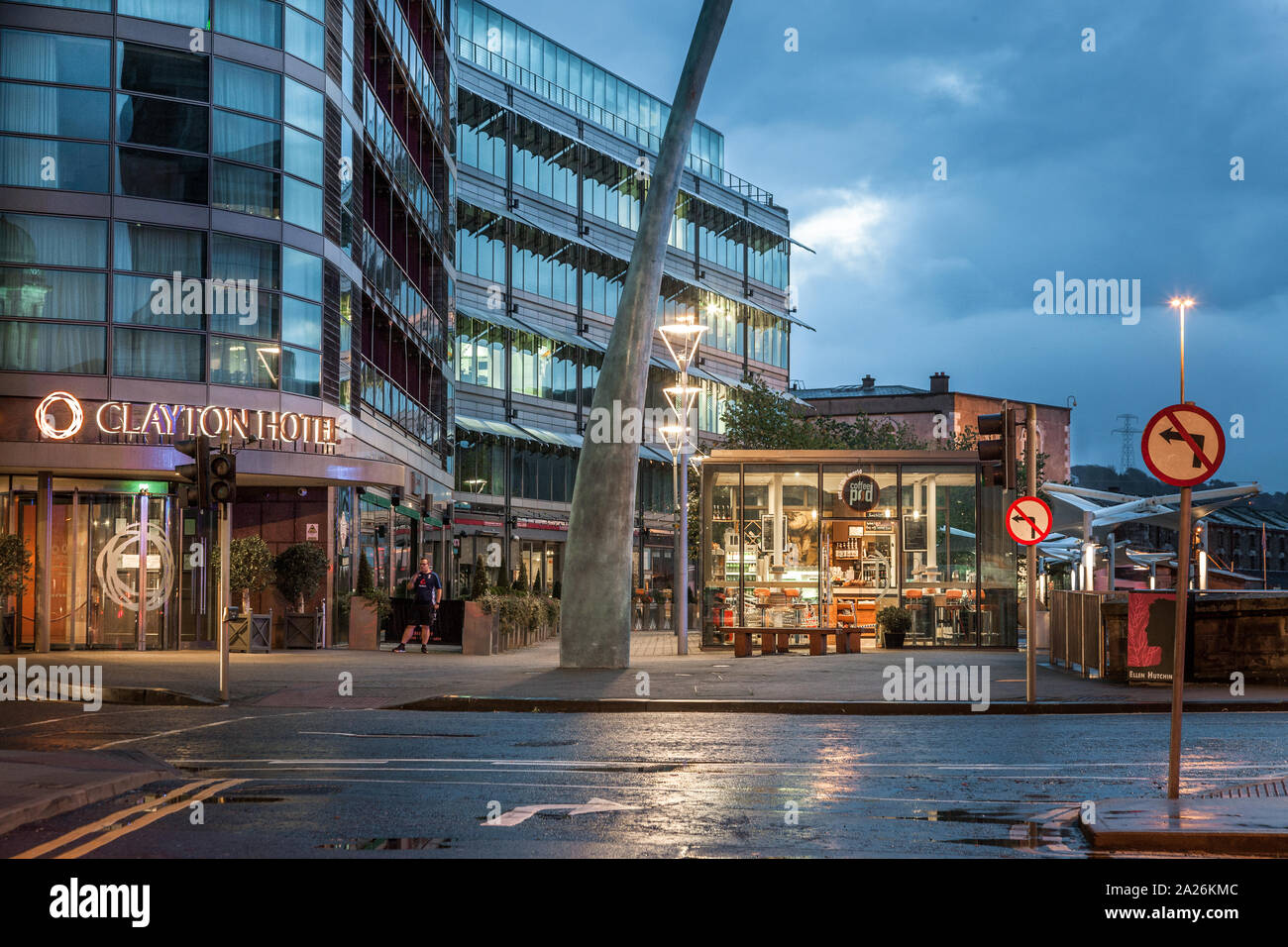 Cork City, Cork, Ireland. 01st October, 2019.  After heavy rain overnight the morning started dry outside the Clayton Hotel and the Coffee pod on Lapp's Quay in Cork City, Cork Ireland. - Credit; David Creedon / Alamy Live News Stock Photo
