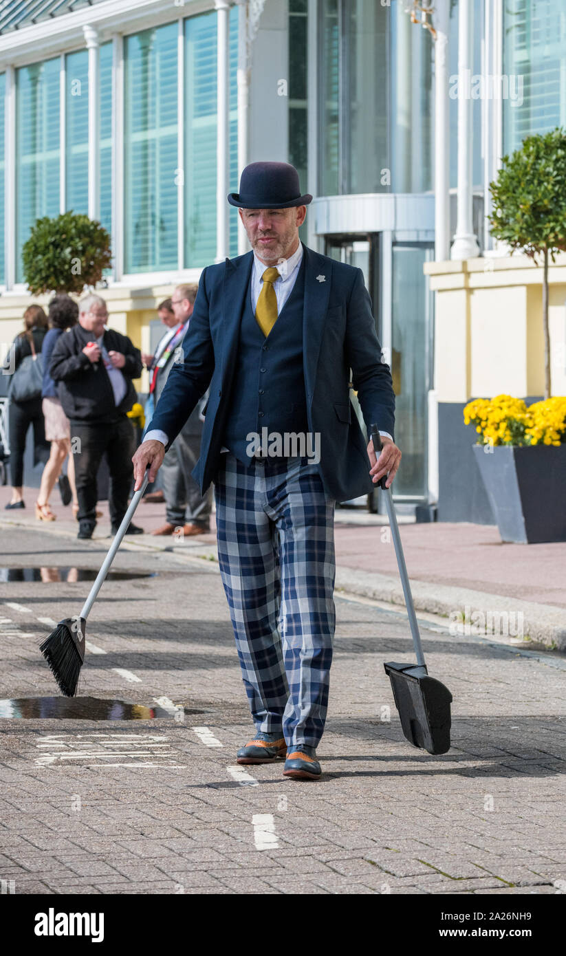 Doorman uniform hires stock photography and images Alamy