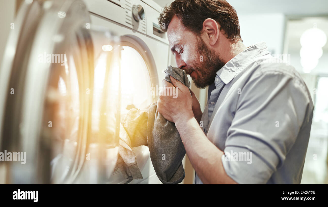 Hausmann smells of fresh clothes from the tumble dryer Stock Photo Alamy