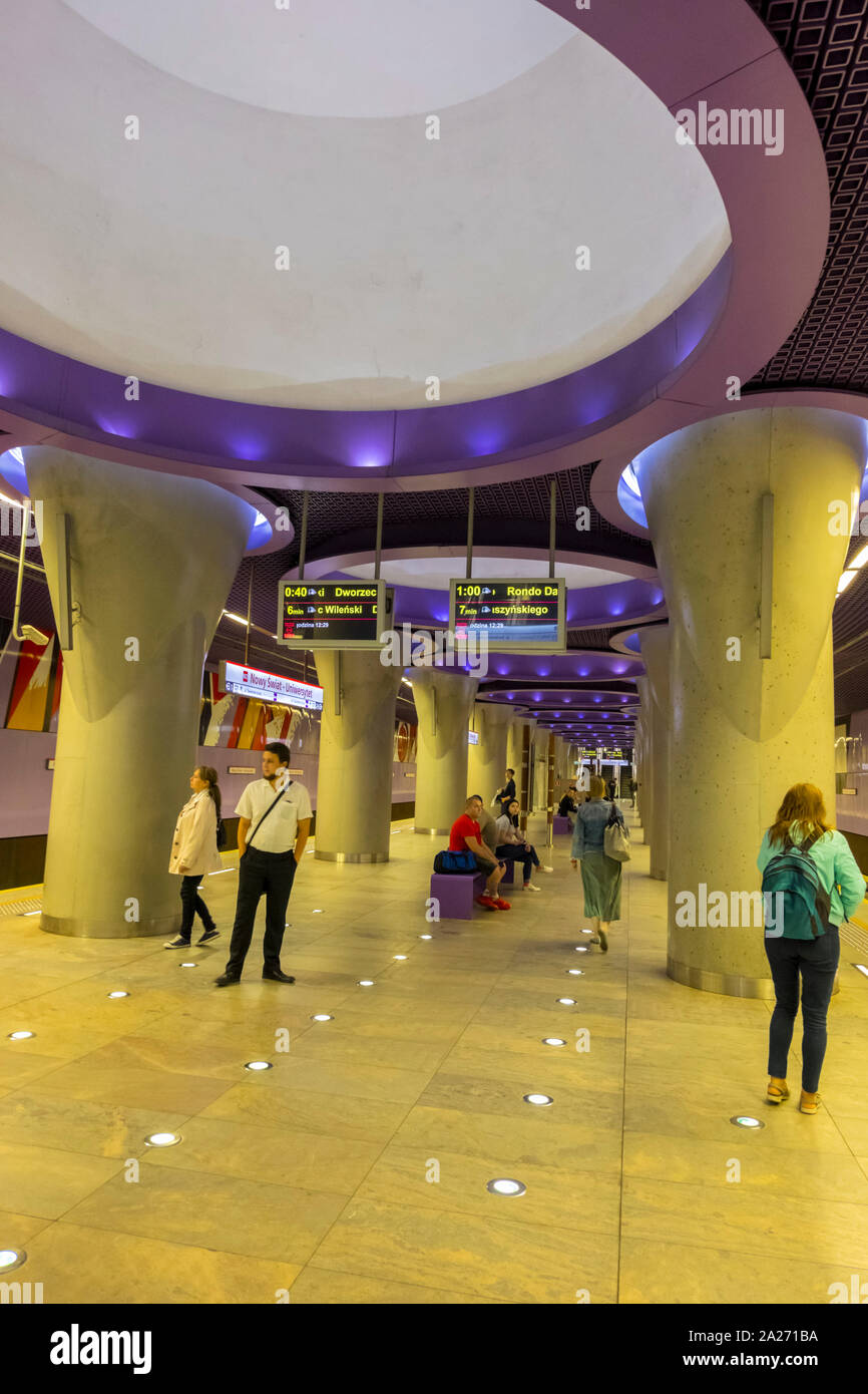 Nowy Swiat-Uniwersytet, metro station, Warsaw, Poland Stock Photo