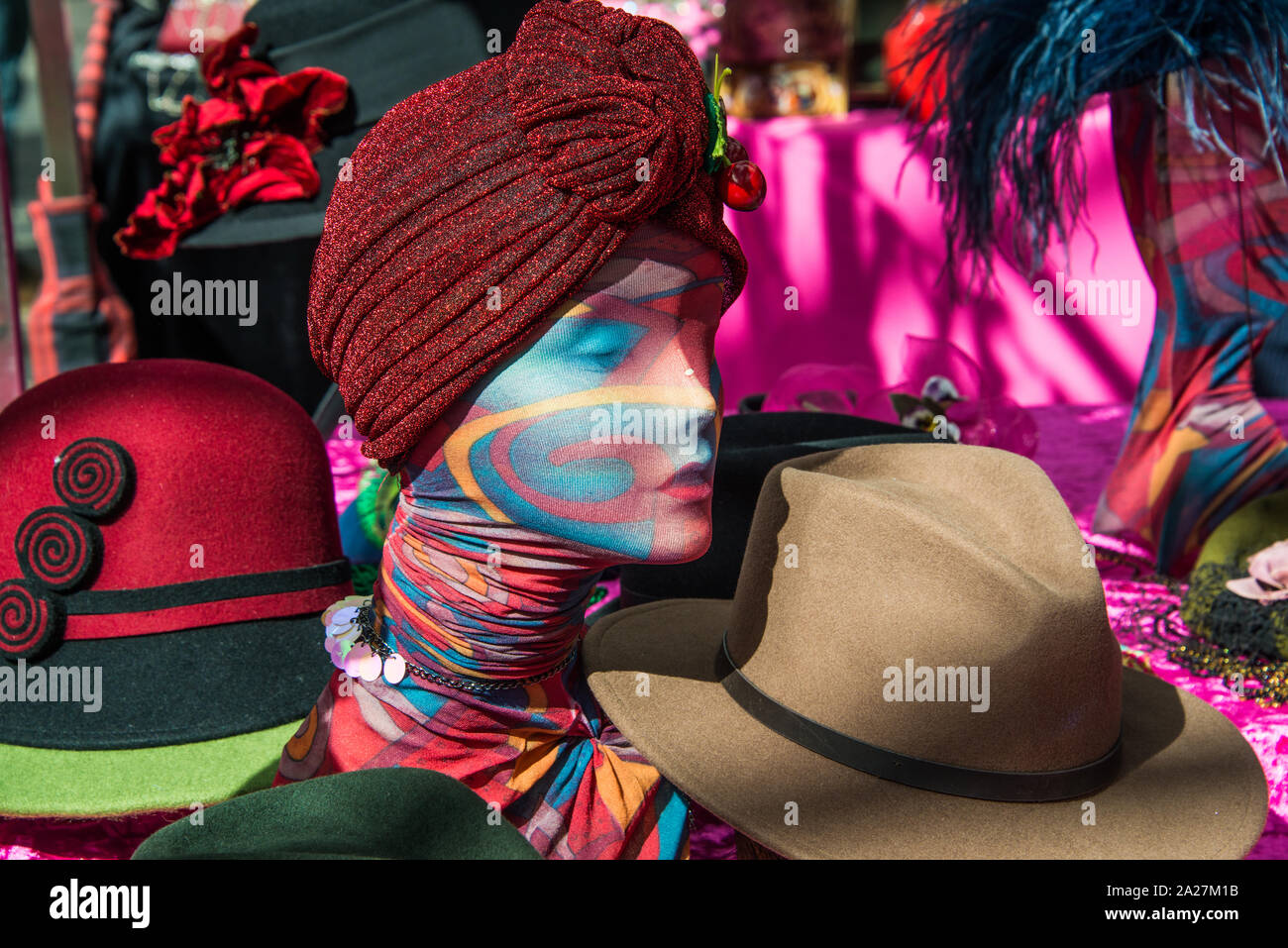 Chapeau 1912  Vintage chanel, Coco chanel, Chanel hat