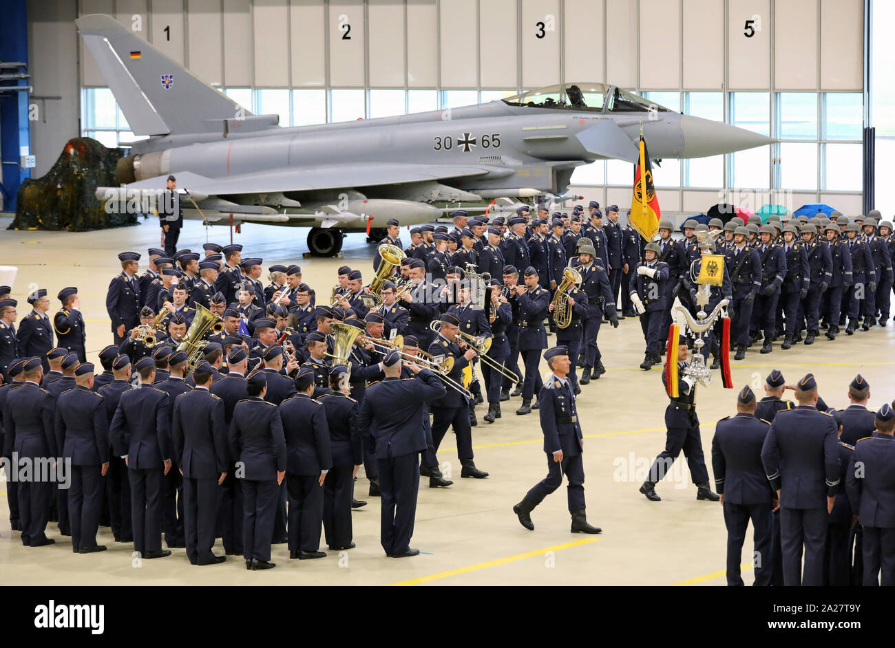 Laage, Germany. 01st Oct, 2019. An appeal is made at Laage Air Base to
