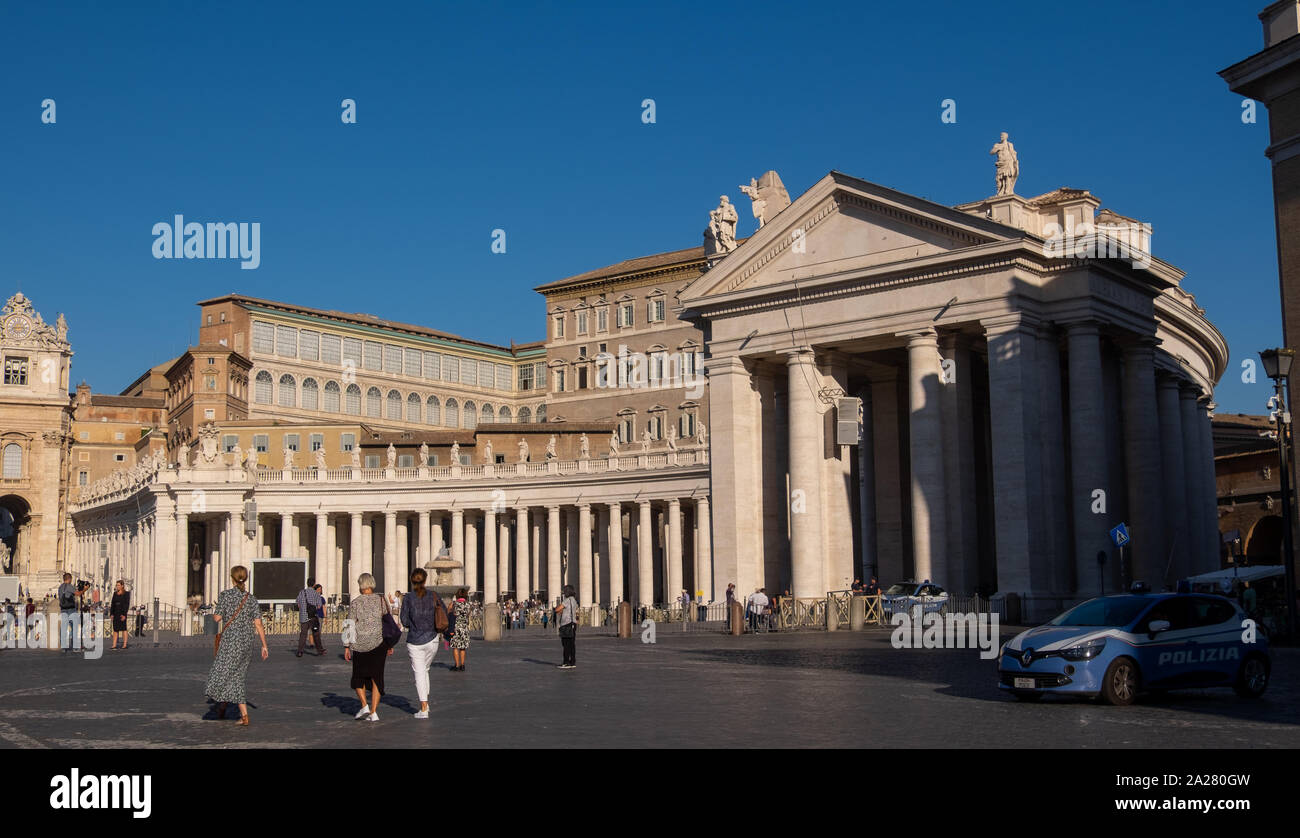 Dominating column hi-res stock photography and images - Alamy