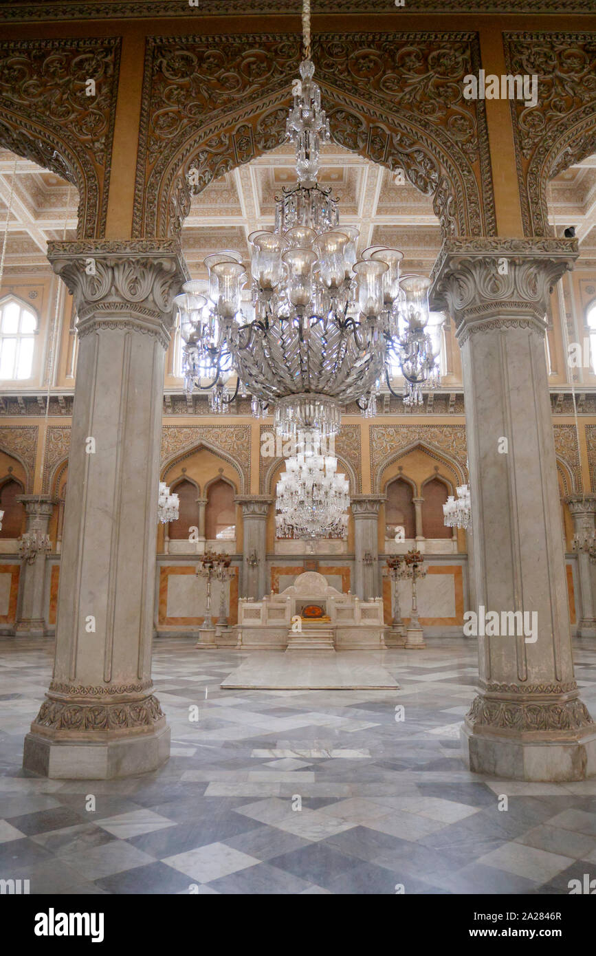 Palace chandelier india hires stock photography and images Alamy