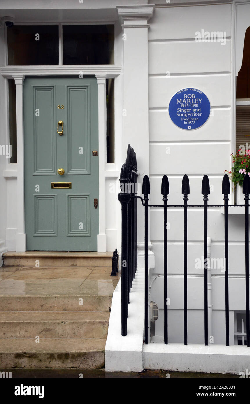 London Uk 1st Oct 2019 Reggae Legend Bob Marley Has Been Honoured With An English Heritage Blue Plaque At The London House He Lived At When He Finished Recording The Ground Breaking Album