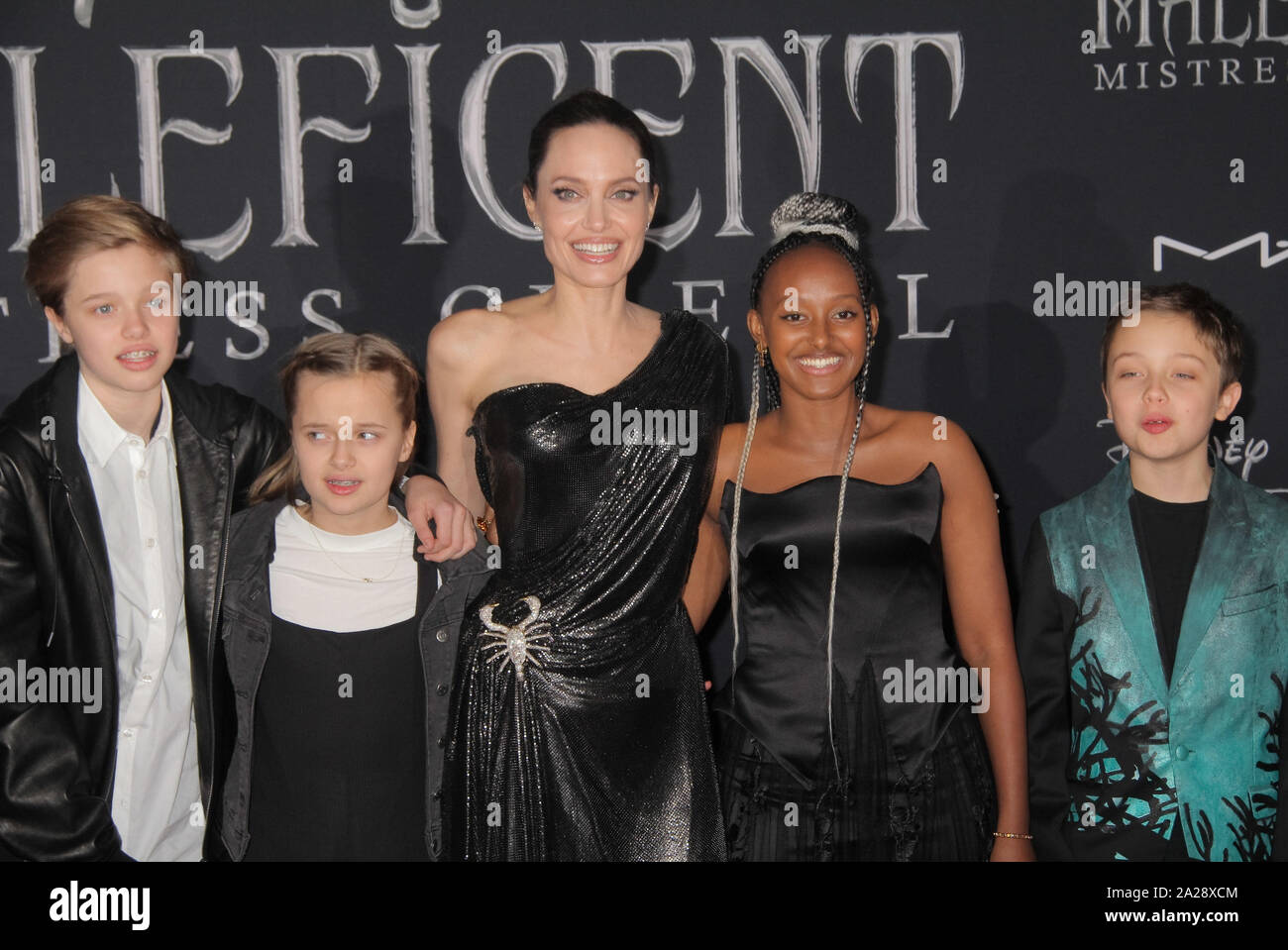 Shiloh Nouvel Jolie-Pitt, Vivienne Marcheline Jolie-Pitt, Angelina Jolie, Zahara Marley Jolie-Pitt, Knox Leon Jolie-Pitt  09/30/2019 The World Premiere of 'Maleficent: Mistress of Evil' held at the El CapitanTheatre in Los Angeles, CA. Photo by I. Hasegawa / HNW/PictureLux Stock Photo