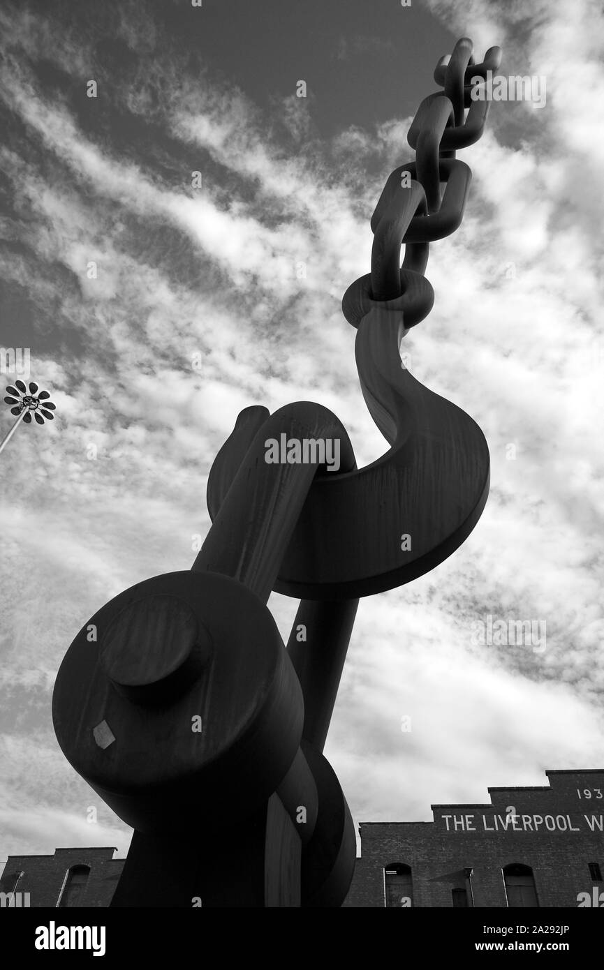 “Skyhooks” sculpture, outside The Liverpool Warehousing Company, Trafford Park, Salford Quays, Manchester, UK Stock Photo