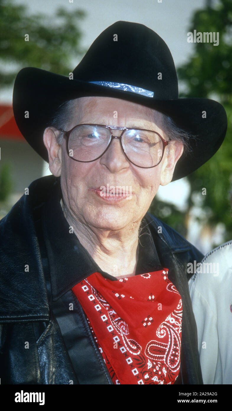 Milton Berle, 1994, Photo By Michael Ferguson/PHOTOlink Stock Photo - Alamy