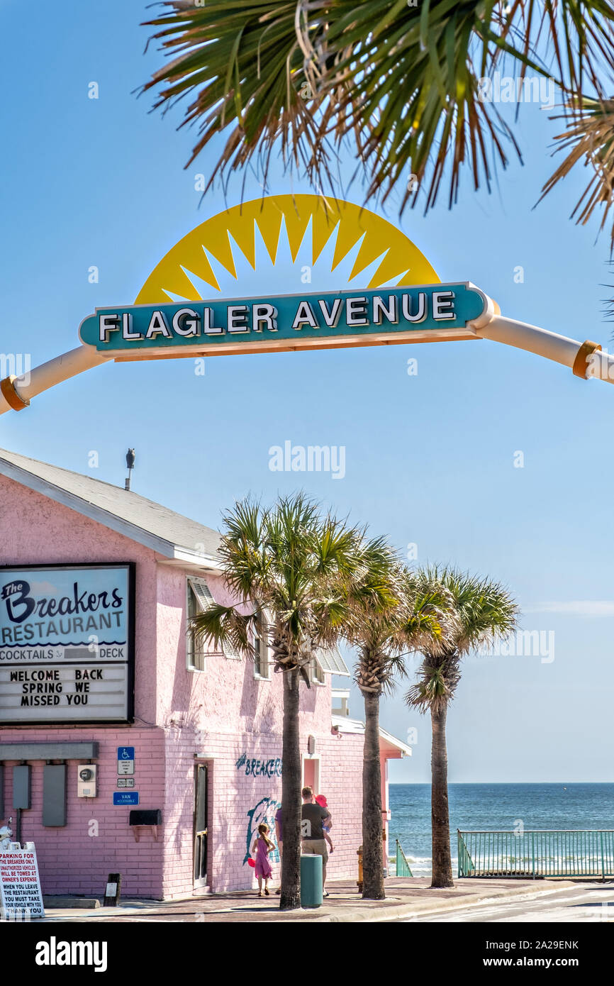 Car Entrance To Flagler Avenue Beach And Boardwalk In New Smyrna Beach Florida New Smyrna Allows Private Vehicles To Drive On The Sand And Park Along The Beach Stock Photo Alamy
