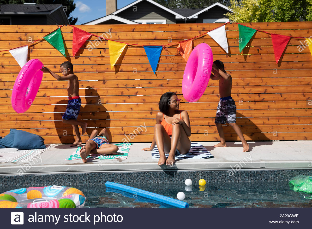 Brother brothers sister sisters hires stock photography and images Alamy