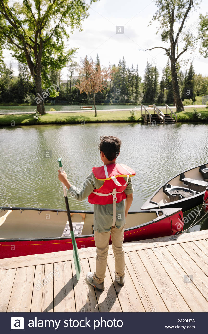 Child wearing life jacket hi-res stock photography and images - Alamy