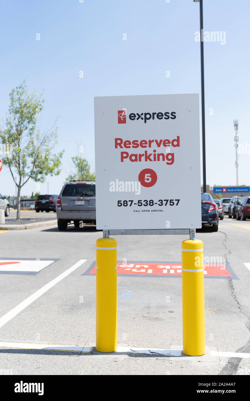 Superstore Parking High Resolution Stock Photography And Images Alamy