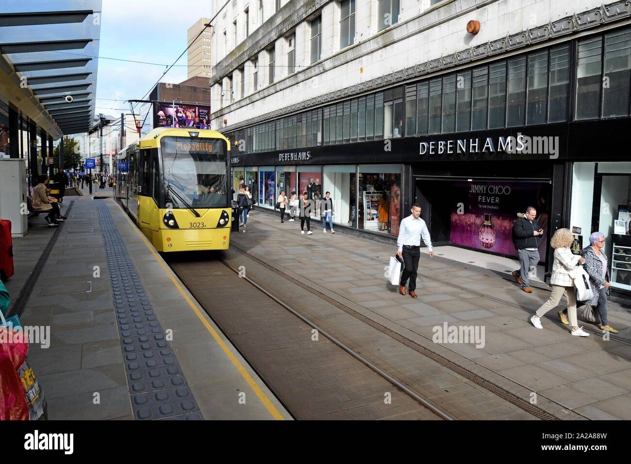 A Metrolink tram arrives at Market Street tram stop, Greater Manchester Stock Photo