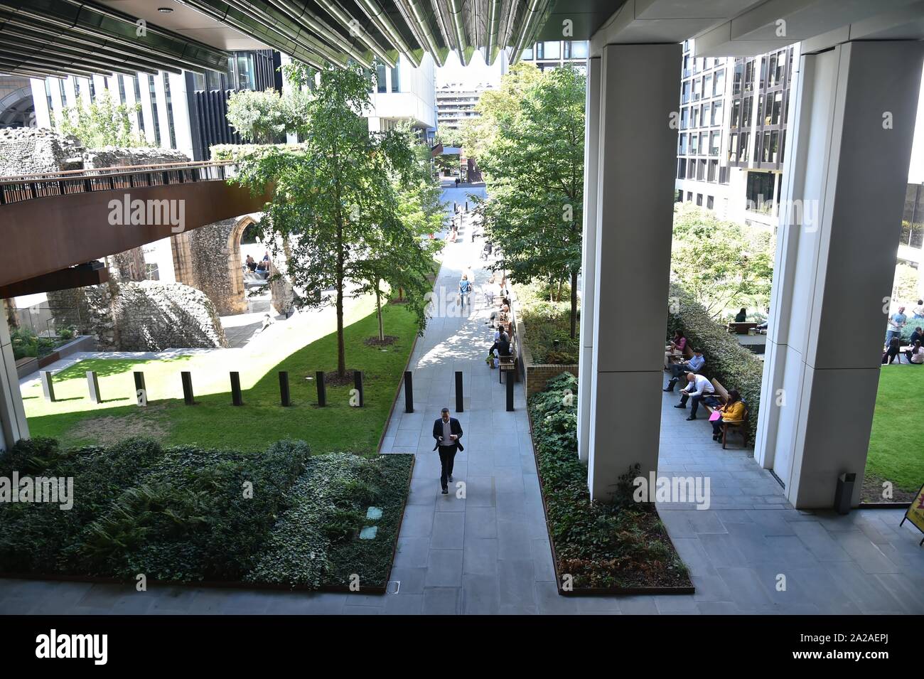 Redeveloped london wall hi-res stock photography and images - Alamy